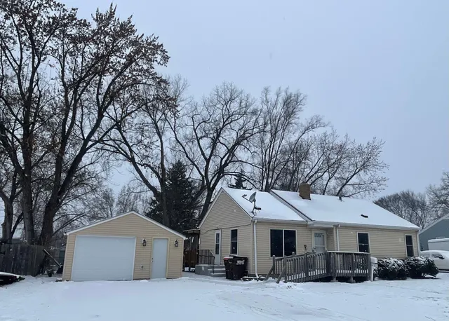 $280,000 | 1133 McCammon Avenue, St. Paul Park, MN 55071