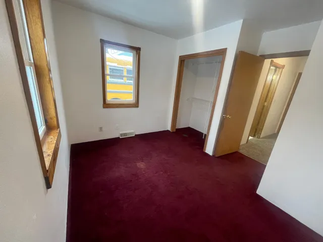 $280,000 | 1133 McCammon Avenue, St. Paul Park, MN 55071