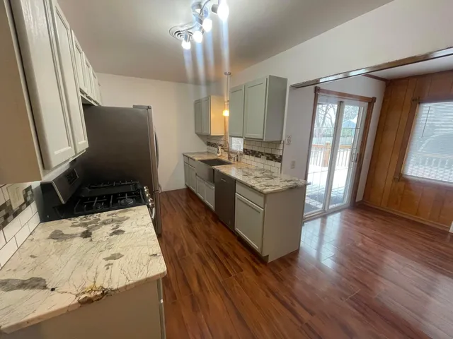 $280,000 | 1133 McCammon Avenue, St. Paul Park, MN 55071