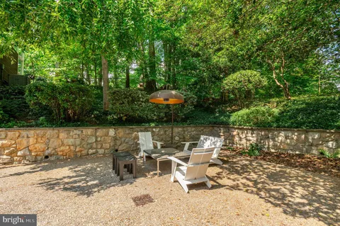 $2,300,000 | 7201 Broxburn Drive, Bethesda, MD 20817