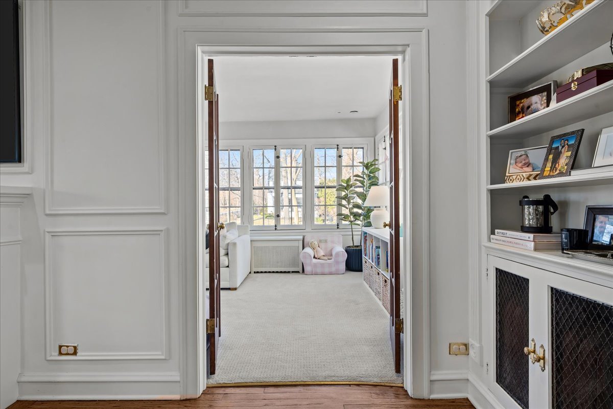 955 Vernon Avenue Winnetka, IL 60093 - Photo 12 of 54