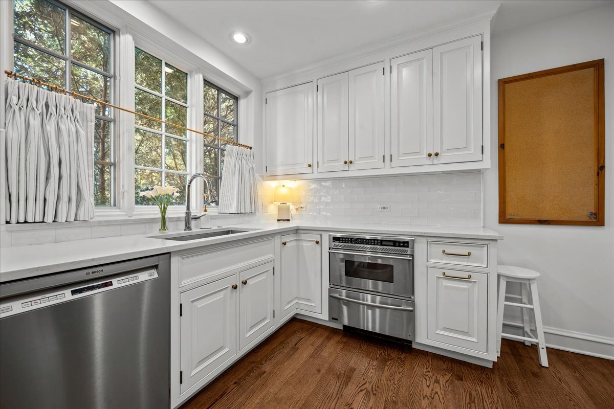 955 Vernon Avenue Winnetka, IL 60093 - Photo 20 of 54