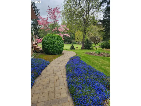 $885,000 | 3413 Wild River Drive, Roseburg, OR 97470