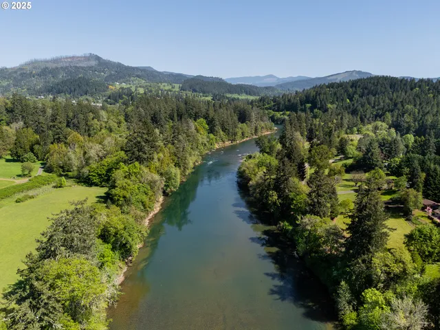 $885,000 | 3413 Wild River Drive, Roseburg, OR 97470
