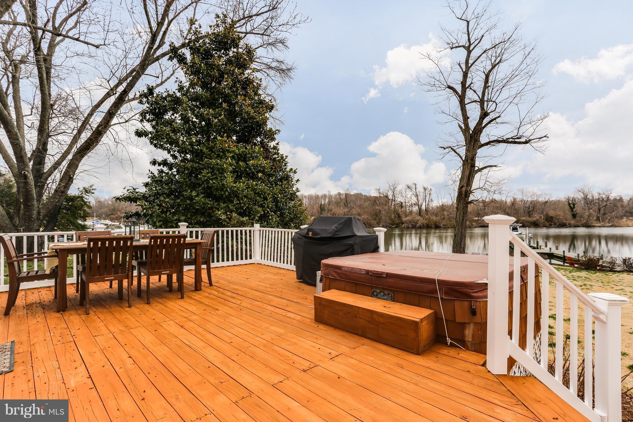 1733 River Road Annapolis, MD 21409 - Photo 6 of 30 Large Deck