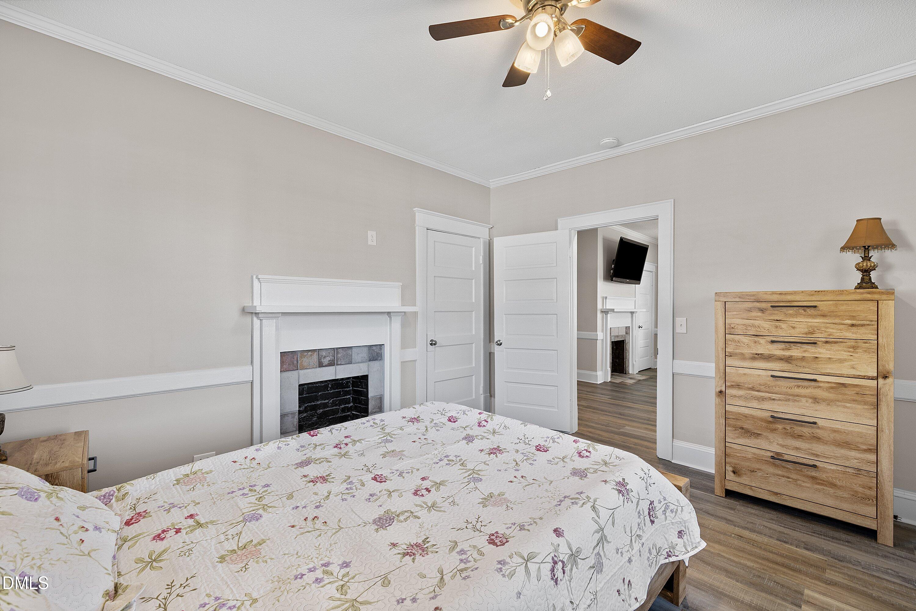 403 West E Street Erwin, NC 28339 - Photo 11 of 29 11-403 W E St _0722