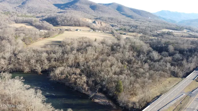 $5,300,000 | 630 Iris Hill Way, Newport, TN 37821