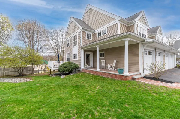 $875,000 | 6 Essex Road, Unit 8, Ipswich, MA 01938