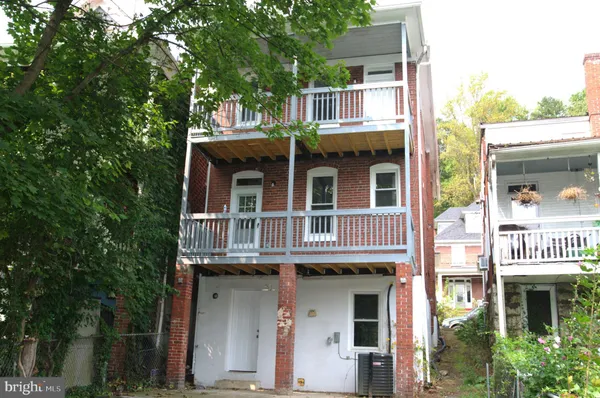$179,900 | 703 Bedford Street, Cumberland, MD 21502