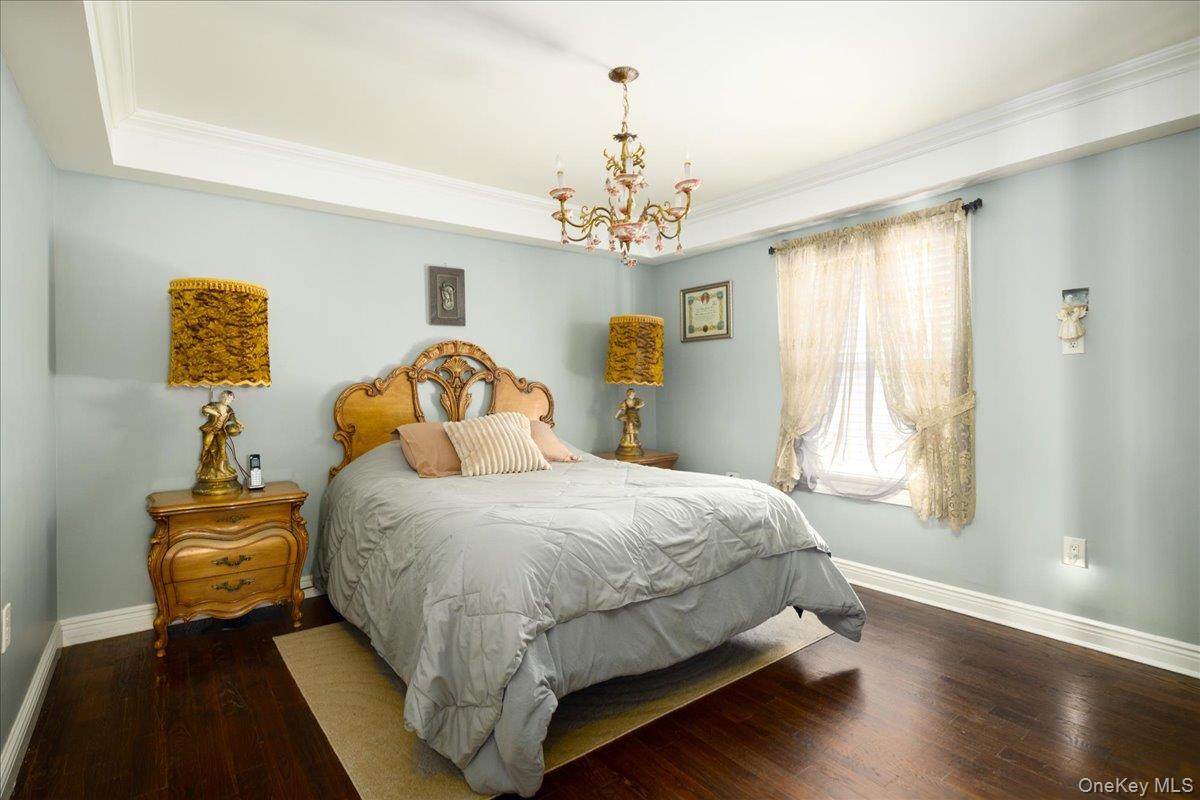 35 Carnation Road Levittown, NY 11756 - Photo 15 of 33