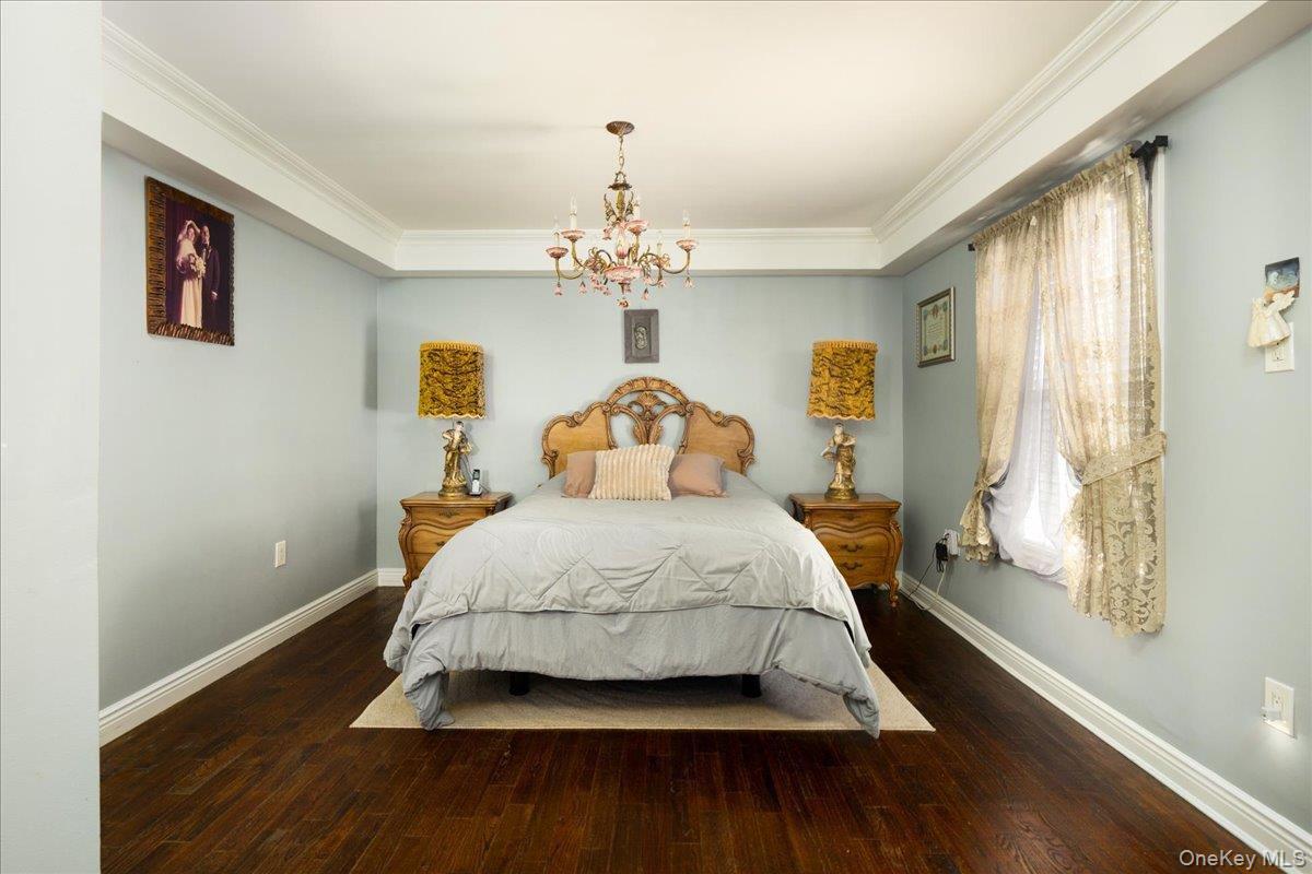 35 Carnation Road Levittown, NY 11756 - Photo 16 of 33