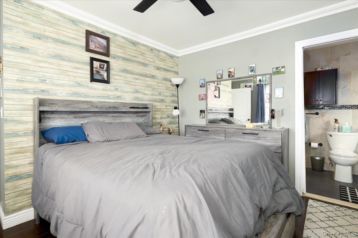 35 Carnation Road Levittown, NY 11756 - Photo 20 of 33