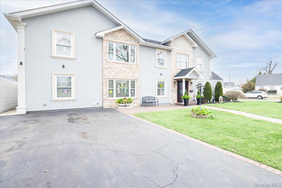 35 Carnation Road Levittown, NY 11756 - Photo 2 of 33