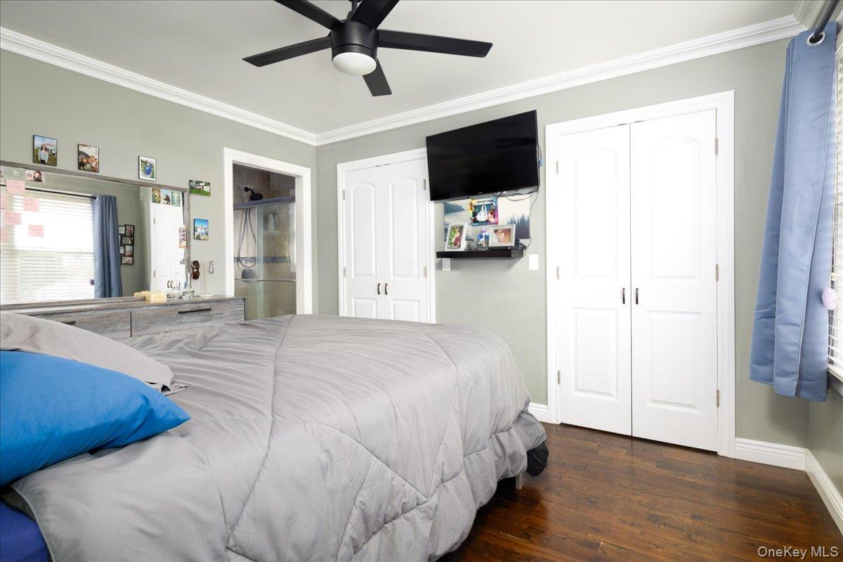 35 Carnation Road Levittown, NY 11756 - Photo 21 of 33