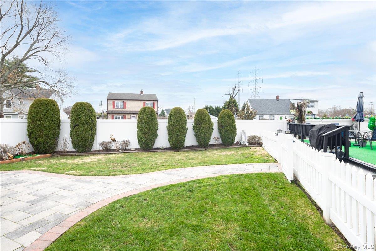 35 Carnation Road Levittown, NY 11756 - Photo 33 of 33