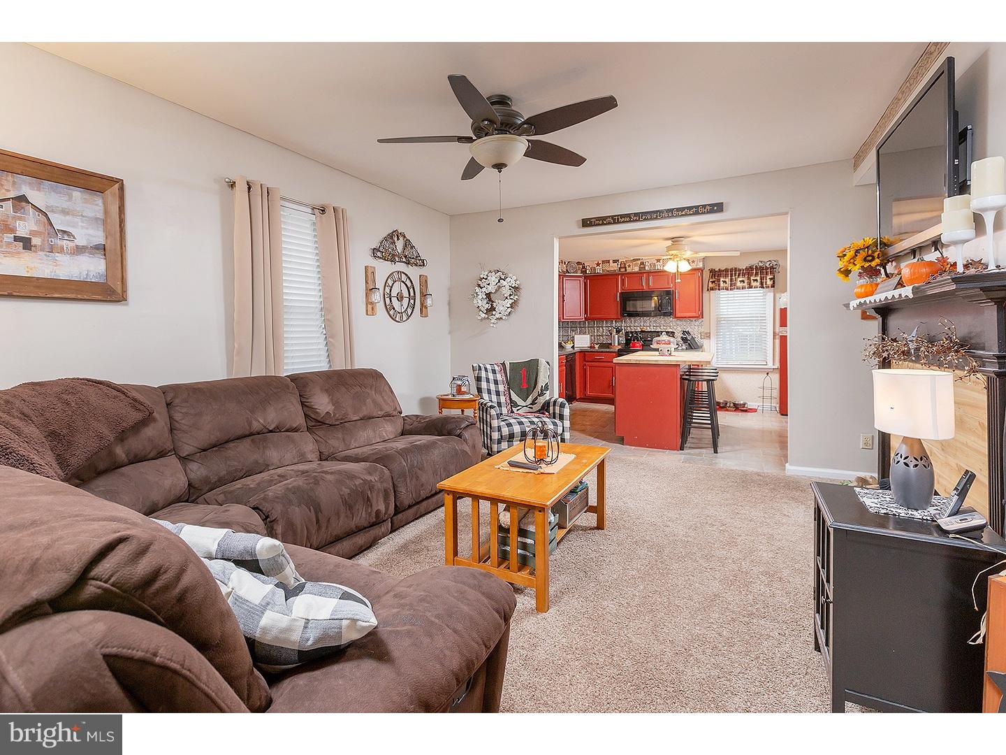 371 Democrat Road Gibbstown, NJ 08027 - Photo 5 of 15