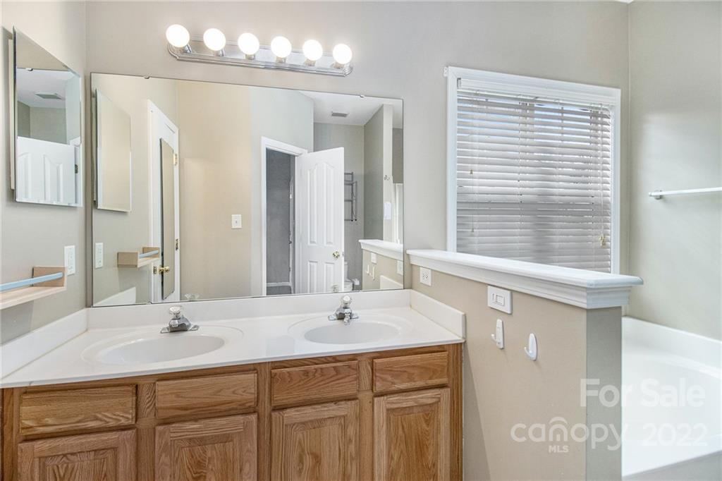 3329 Cole Mill Road Charlotte, NC 28270 - Photo 20 of 24 Gallery Image 20