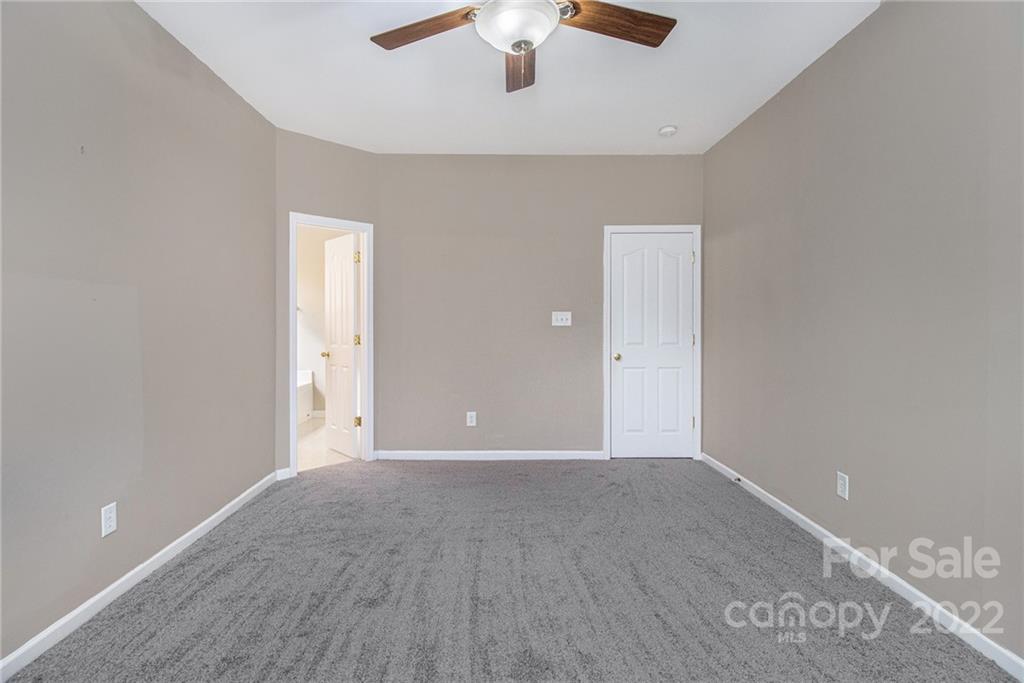 3329 Cole Mill Road Charlotte, NC 28270 - Photo 4 of 24 Gallery Image 4
