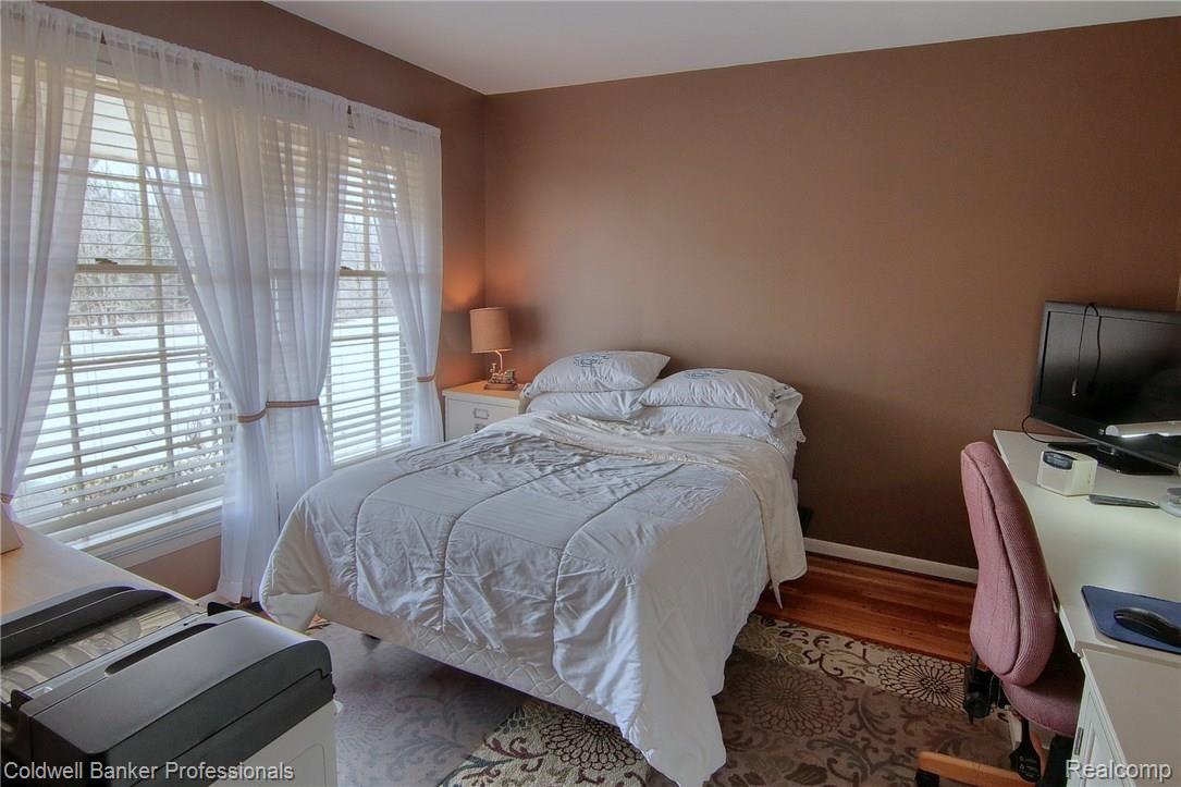 4427 Blood Road Metamora, MI 48455 - Photo 7 of 35 Living_Room.jpg