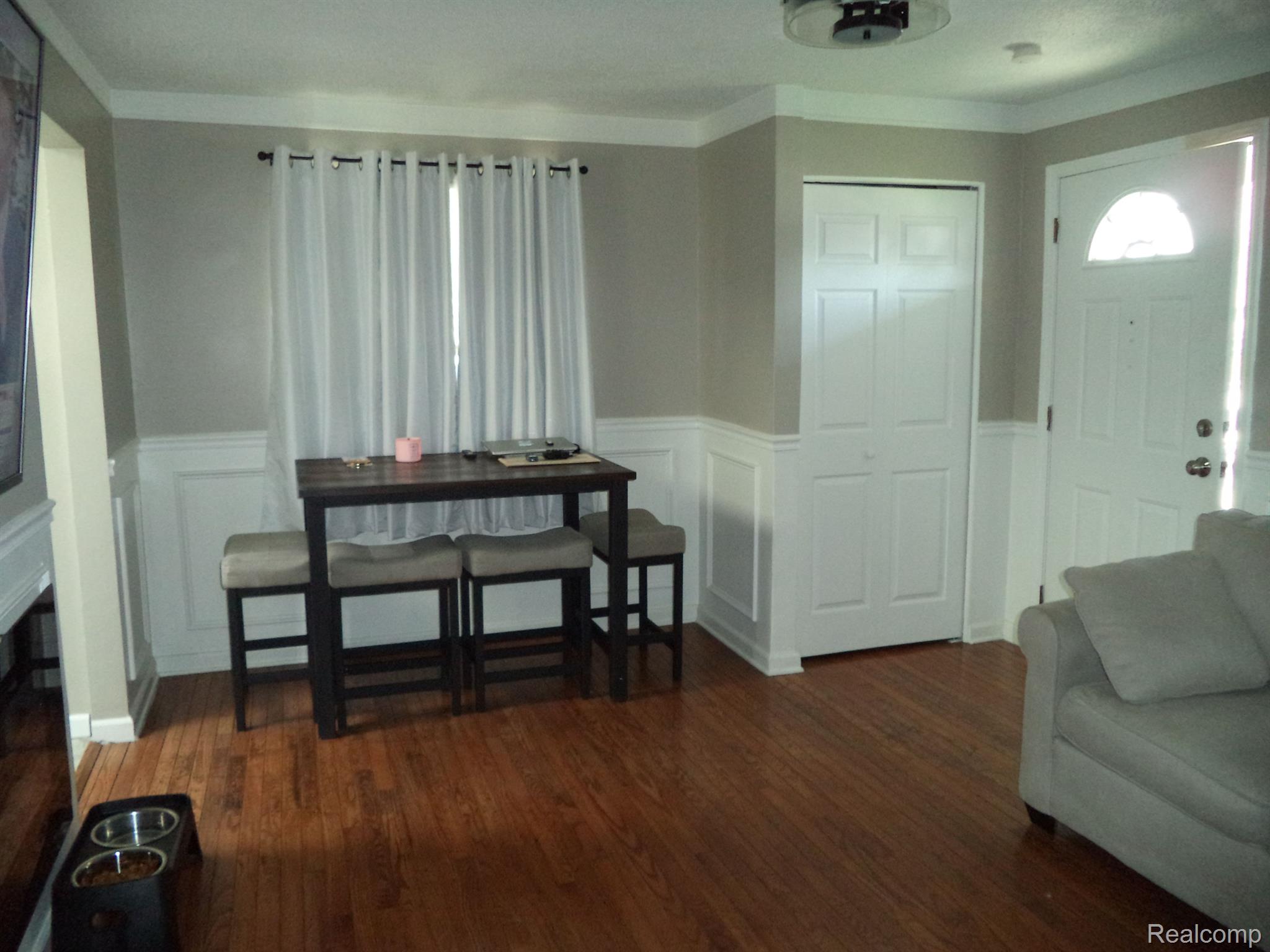 Gallery Image 7