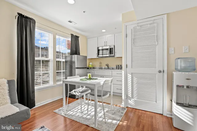 $1,300 | 13011 Vaden Terrace, Unit 214, Germantown, MD 20876