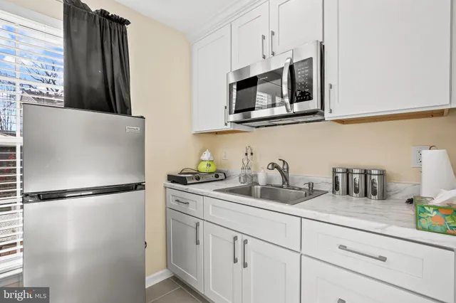$1,300 | 13011 Vaden Terrace, Unit 214, Germantown, MD 20876