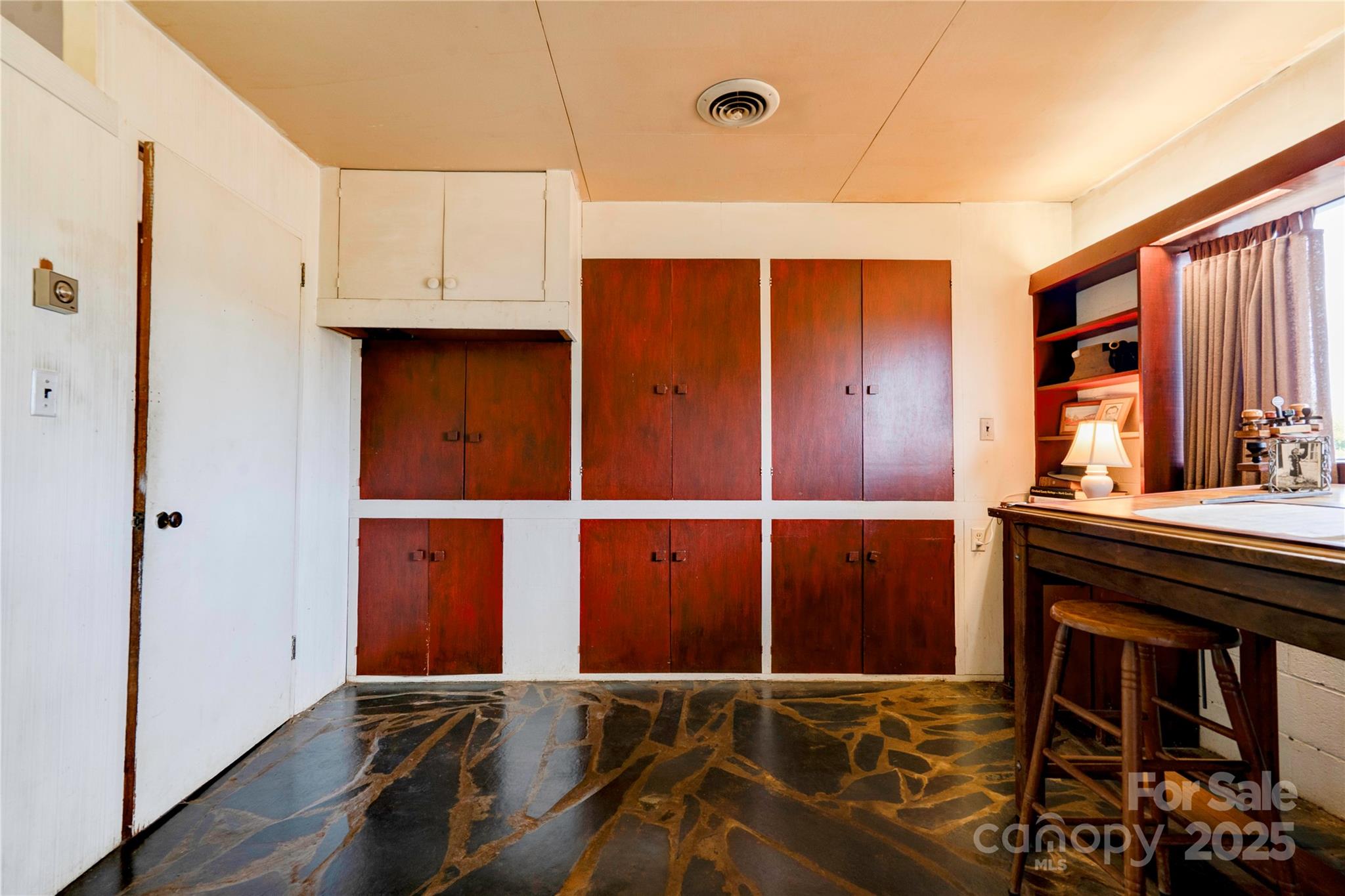 3809 Polkville Road Shelby, NC 28150 - Photo 10 of 48 a room with closet