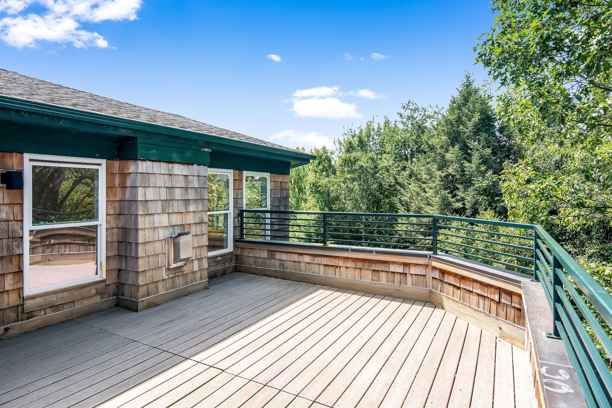 89 Claire Point Road, Unit 89 Burlington, VT 05408 - Photo 23 of 23 Gallery Image 23
