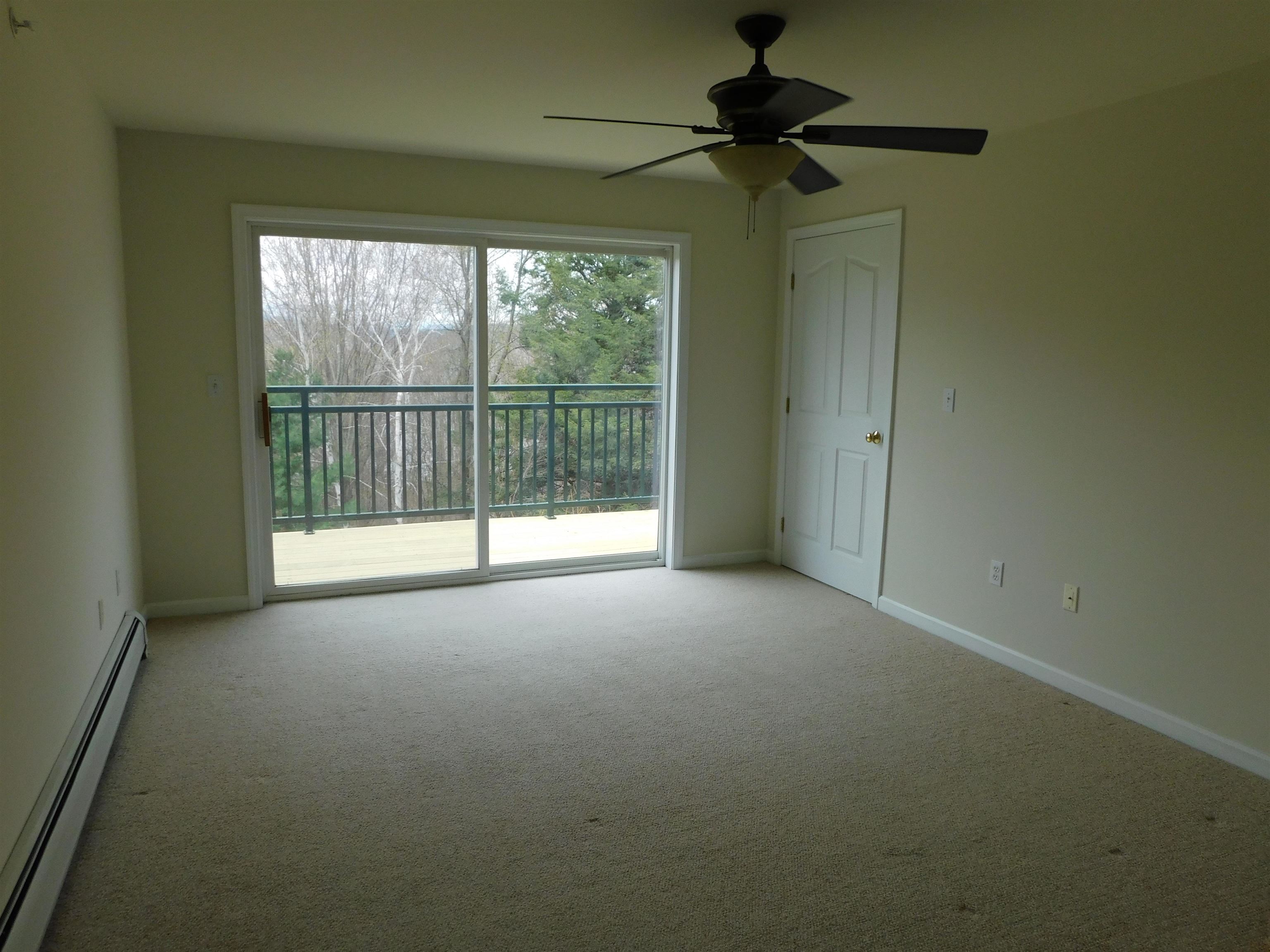 89 Claire Point Road, Unit 89 Burlington, VT 05408 - Photo 6 of 23 Gallery Image 6