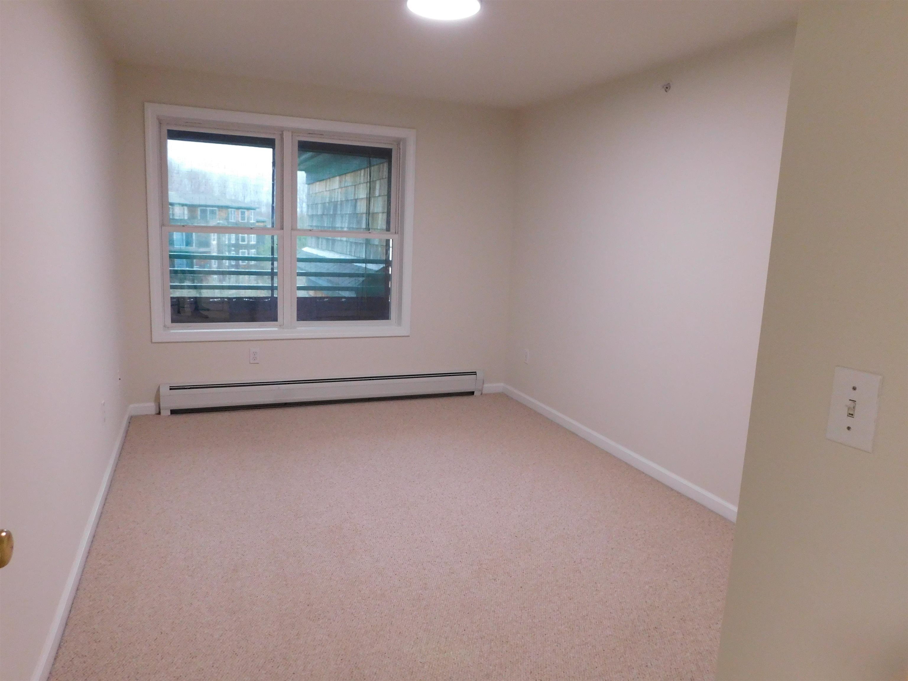 89 Claire Point Road, Unit 89 Burlington, VT 05408 - Photo 8 of 23 Gallery Image 8