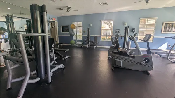 $1,900 | 151 Southwest 117th Avenue, Unit 9306, Pembroke Pines, FL 33025