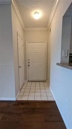 $1,900 | 151 Southwest 117th Avenue, Unit 9306, Pembroke Pines, FL 33025