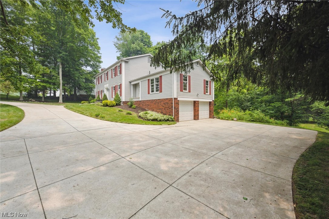7291 Stow Road Hudson, OH 44236 - Photo 3 of 35 Gallery Image 3