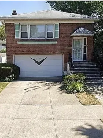 $1,200,000 | 73-15 170th Street | Hillcrest