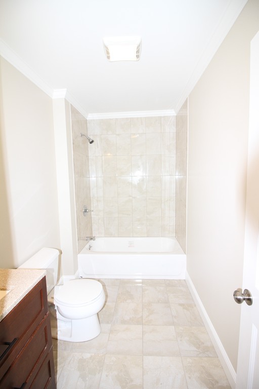 43 Westernview Street Springfield, MA 01108 - Photo 4 of 11