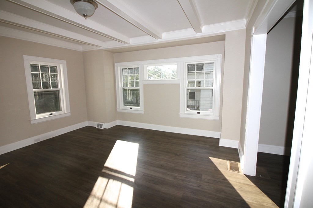 43 Westernview Street Springfield, MA 01108 - Photo 5 of 11
