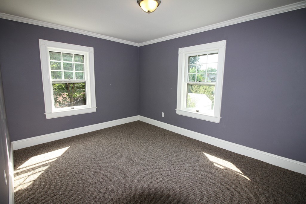 43 Westernview Street Springfield, MA 01108 - Photo 6 of 11