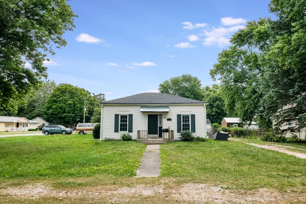 $110,000 | 701 South Embrass Avenue, Tuscola, IL 61953