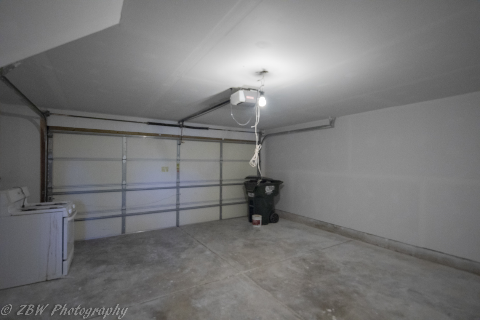 1906 Indian Hill Lane, Unit 1906 Aurora, IL 60503 - Photo 11 of 13 a view of a garage