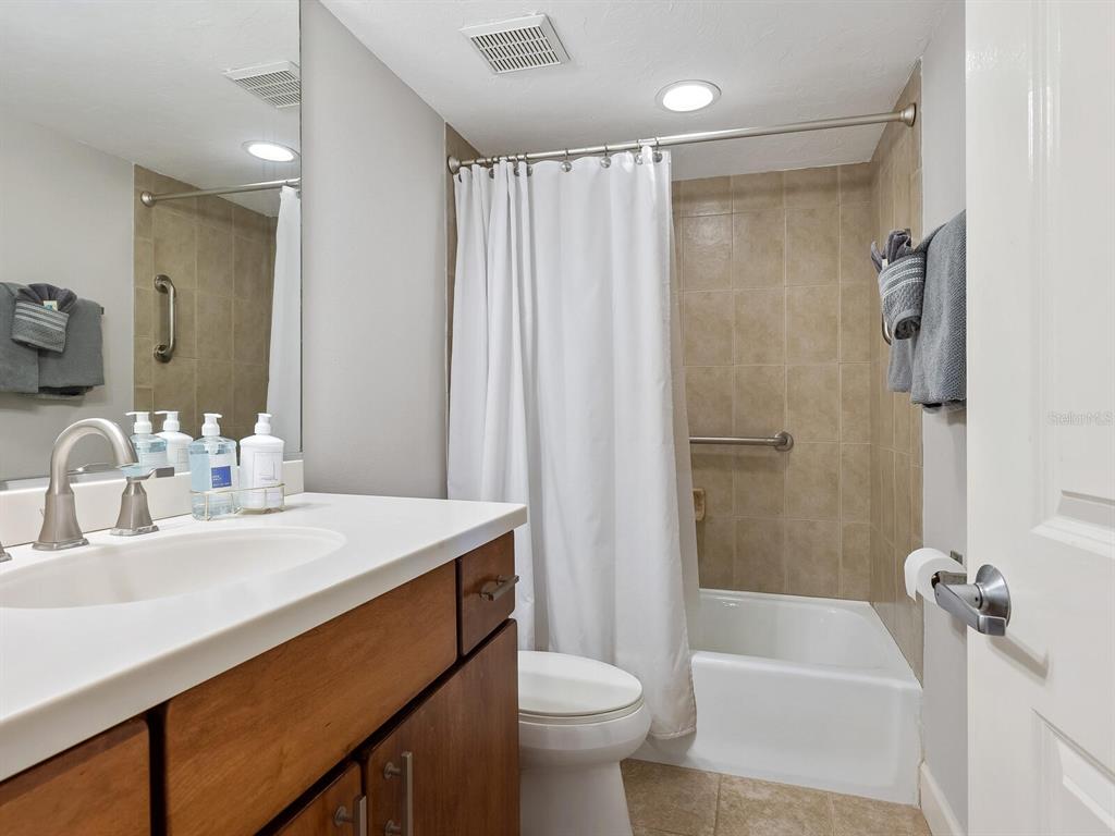 5760 Midnight Pass Road, Unit 208D Sarasota, FL 34242 - Photo 26 of 57