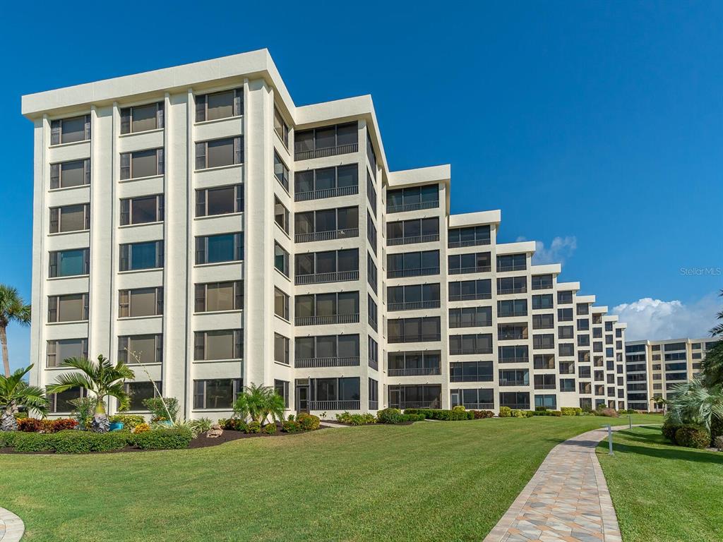 5760 Midnight Pass Road, Unit 208D Sarasota, FL 34242 - Photo 32 of 57