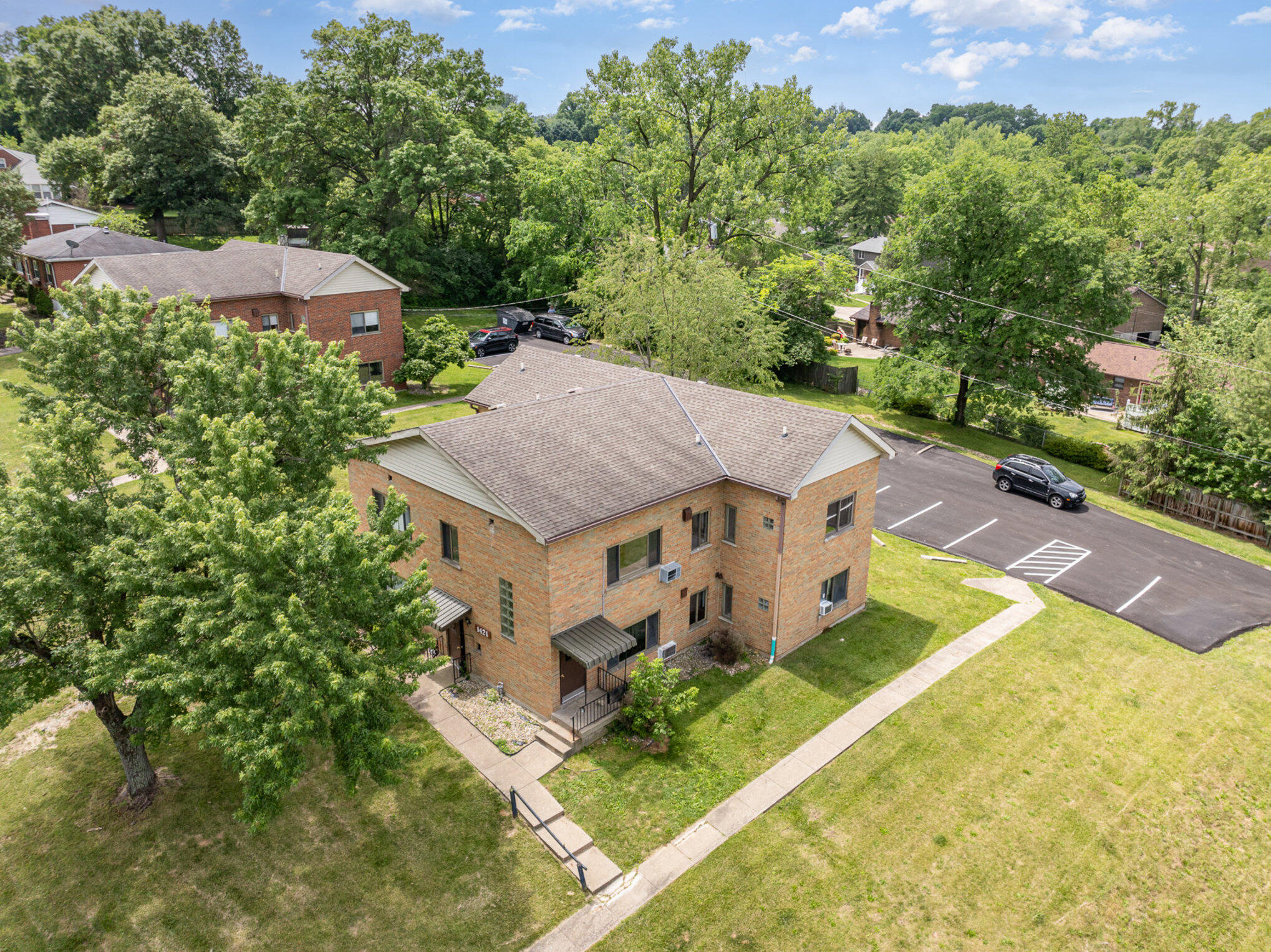 1419 Sleepy Hollow Road Covington, KY 41011 - Photo 3 of 30 Gallery Image 3
