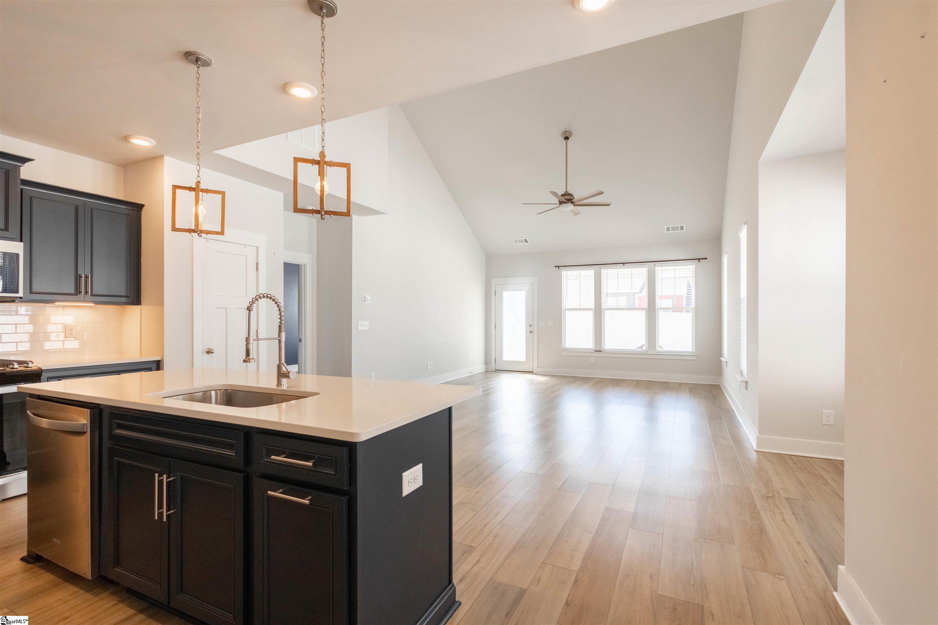 1332 Summer Gold Way Boiling Springs, SC 29316 - Photo 7 of 24