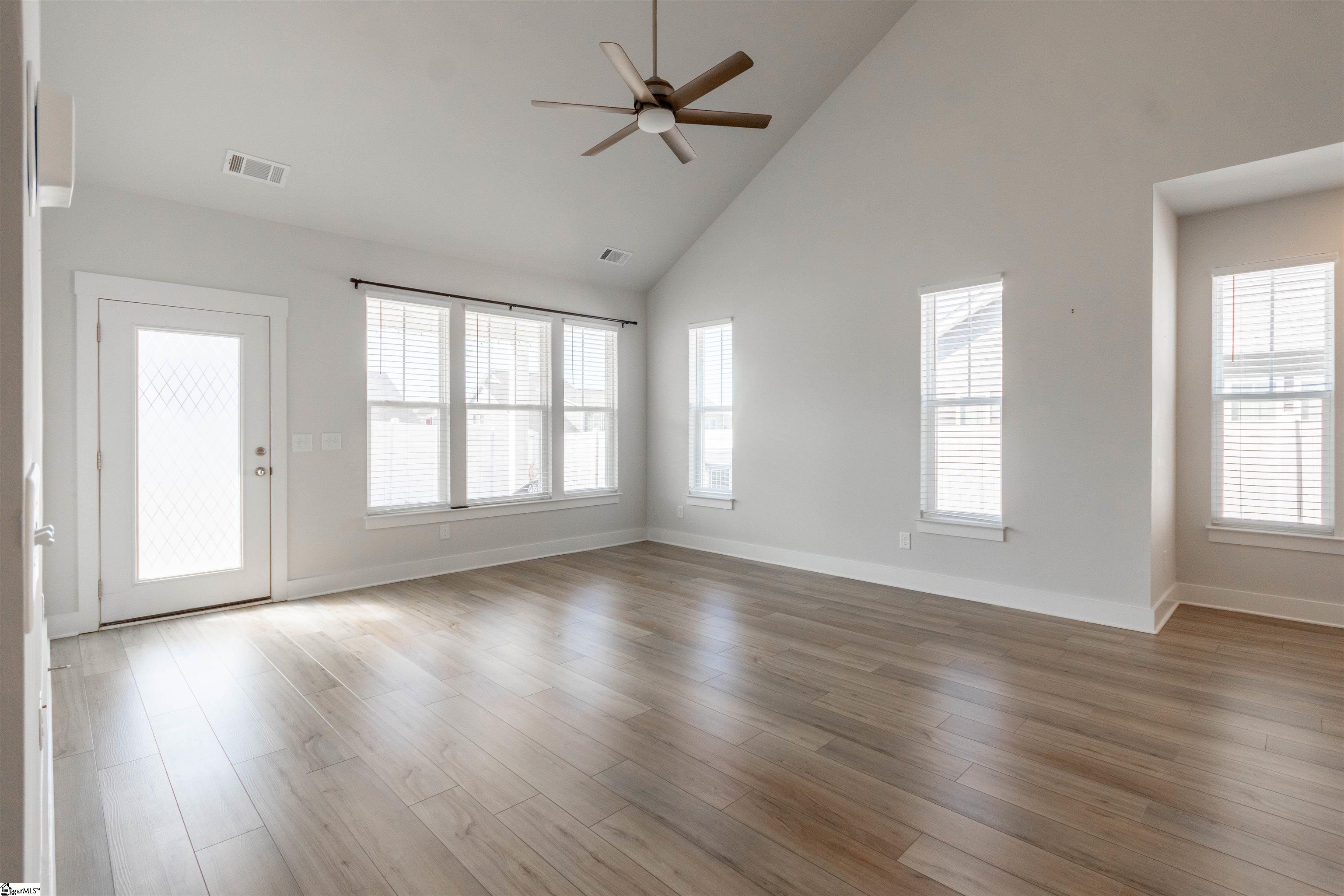 1332 Summer Gold Way Boiling Springs, SC 29316 - Photo 9 of 24