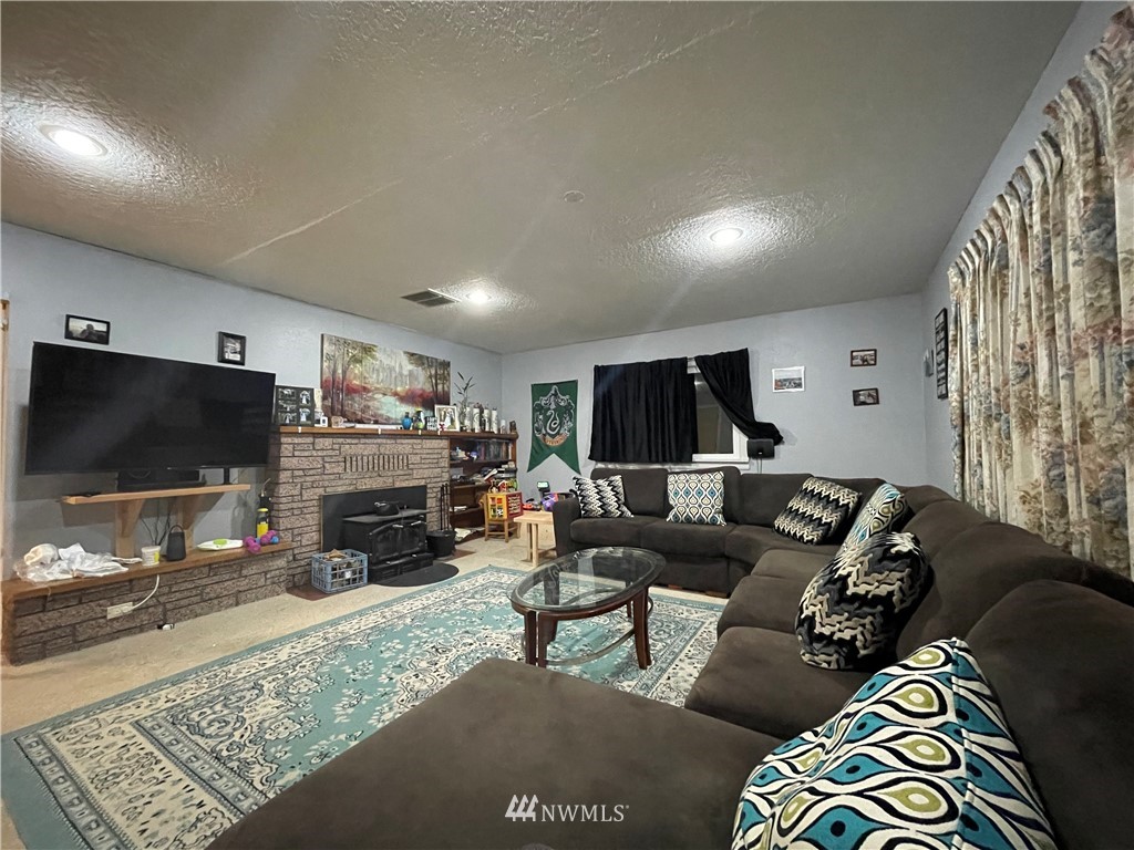 131 Damron Road Mossyrock, WA 98564 - Photo 2 of 15 Gallery Image 2