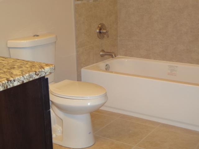 1915 Alsace Road Columbus, OH 43232 - Photo 5 of 10 Gallery Image 5