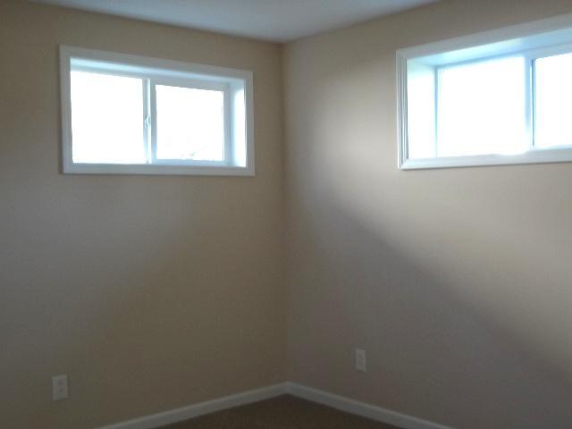 1915 Alsace Road Columbus, OH 43232 - Photo 8 of 10 Gallery Image 8