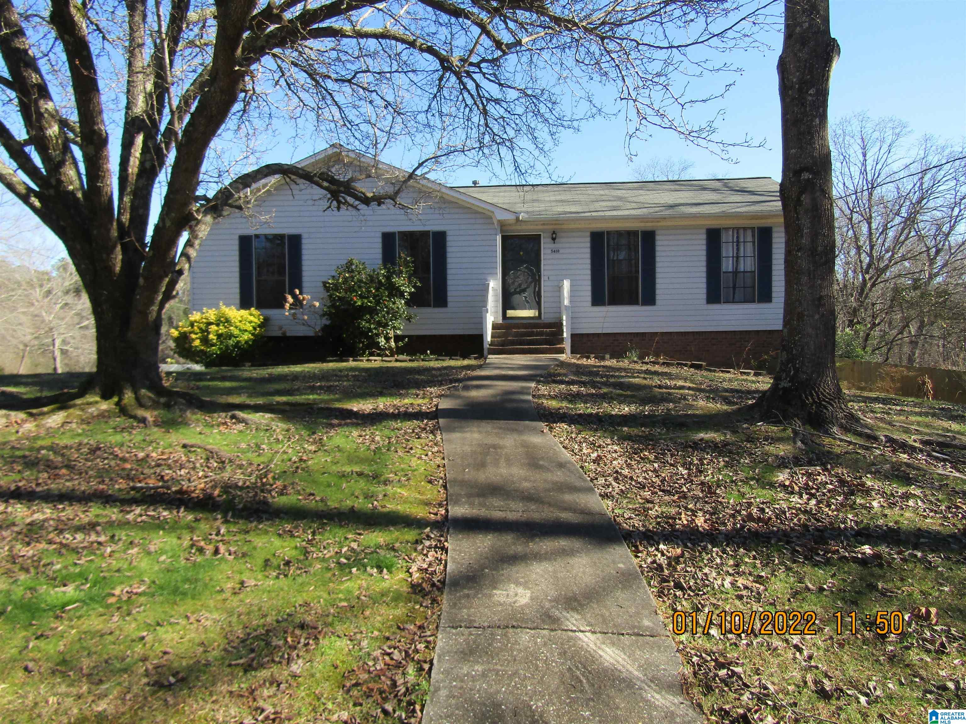 5410 Saddle Ridge Lane Pinson, AL 35126 - Photo 2 of 28