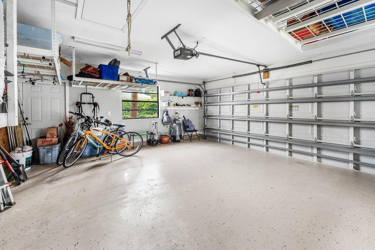 8794 Southeast Riverfront Terrace Jupiter, FL 33469 - Photo 38 of 68 Garage