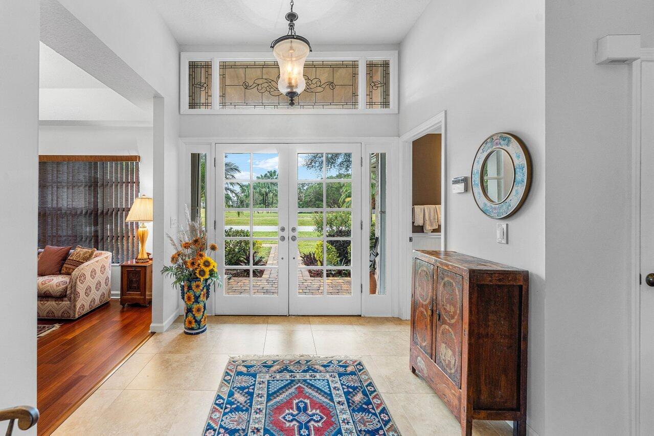 8794 Southeast Riverfront Terrace Jupiter, FL 33469 - Photo 5 of 68 entry Foyer